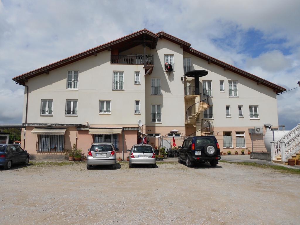 Valles  Hotel Narcea מראה חיצוני תמונה